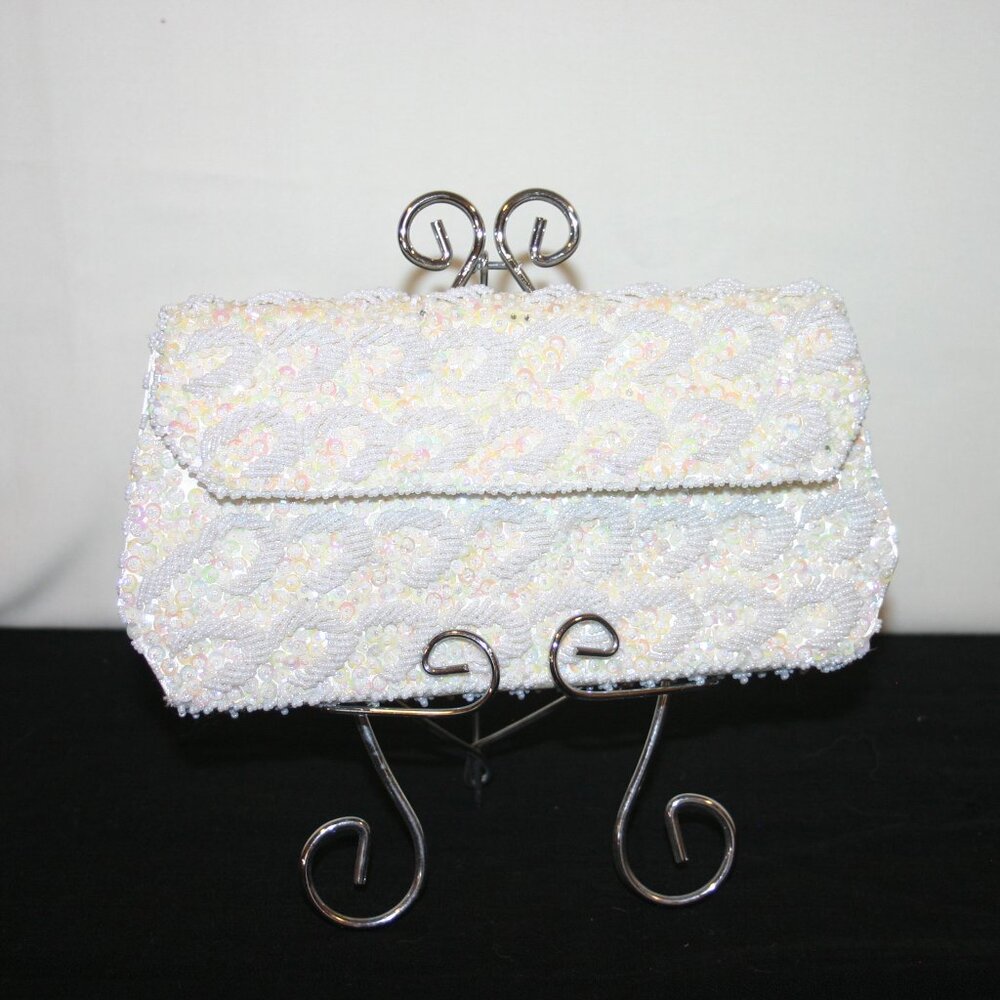 VTG Small Seed Bead Pearl Clutch Purse B-187